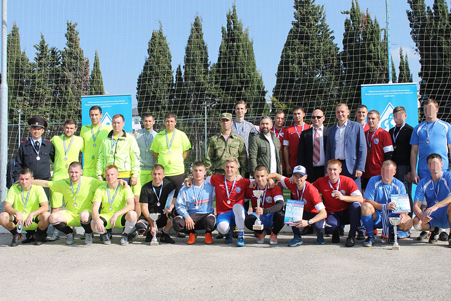 Военнослужащие Росгвардии вновь стали победителями ежегодного чемпионата по футболу в Севастополе