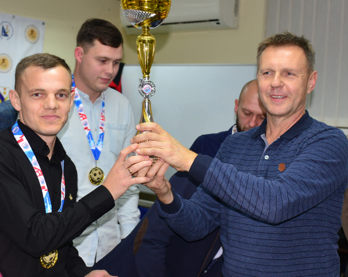 Состоялось награждение призеров и лучших игроков чемпионата Севастополя по футболу 2021 года